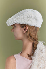 FLAT CAP IN CREAM FUR PASTRY
