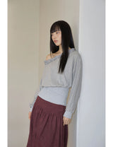 オフショルダー ラッフル トップ(GREY)