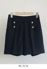 Cornell Summer Tweed Button Short Pants