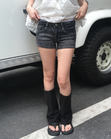 ローライズ ダークデニム ショートパンツ