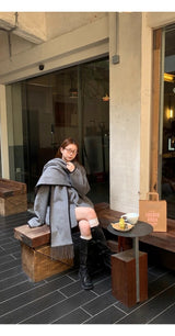 ウールグレーマフラーケープコート