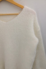 Angora Touch V Neck Knitwear