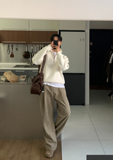 Yogis Wide-Fit Single-Tuck Corduroy Pants