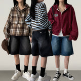 Four nits  back pocket denim shorts