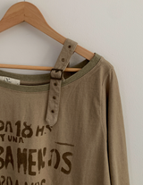 ユトワンオフショルダー Tシャツ