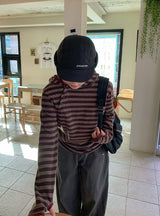 [unisex] キルシュッドボタンストライプフーディー