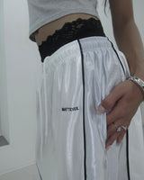 Orbit Track Bermuda in white silver