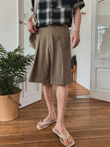 Isle One Tuck Bermuda Half Slacks