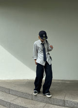  Curved stitch denim pants