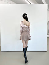 サテンワンショルダースリムクロップシャツ (3color)