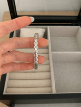 Quiliting silver open bangle