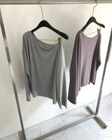 エッセンシャルワンショルダーTシャツ