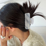 シルクラベンダーヘアクリップ