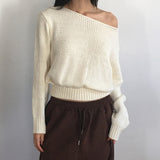 Zar off-shoulder lip neck loose fit semi-cropped knitwear