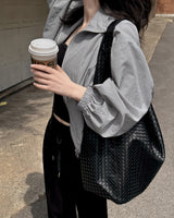 Goje Square Shoulder Bag