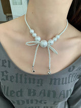 White pearl bow necklace