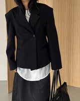 Line tailored jacket