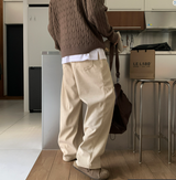  Yogis Heavy Overfit Kissing Round Knit