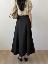 Close A-line Flare Long Skirt