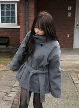 [2oz Quilting] Fila High Neck Wool Belt Half Coat