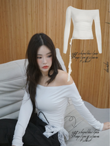 オフショルダーレースストラップロングスリーブTシャツ