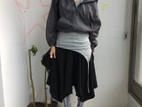 loose-fit strap sleeveless