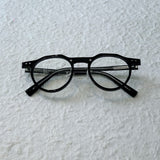 Refined Stud Round Frame
