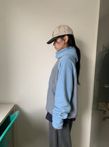 シフォンブラッシュドフードハーフジップアップフリーススウェットシャツ
