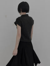 Anti-Fur Half-Pola Short-Sleeve Knit