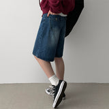 Four nits  back pocket denim shorts
