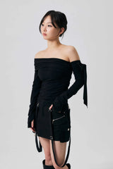 RIEN ONE-SHOULDER SHIRRING TOP / BLACK