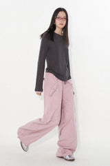 Relaxed and casual loose-fitting straight-leg pink pants, casual trousers