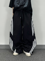 curve track flying pants