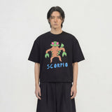 PEANUT STAIN - ワッツユアサインゾディアックスコーピオボクシーTシャツ