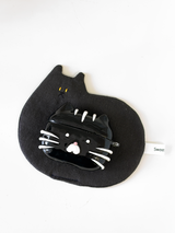【MADE】ブラッキーキャット AirPods ケース