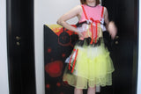 Wear more yellow skirts with light gauze.