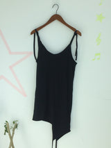 loose-fit strap sleeveless