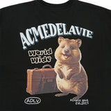 24FW ワールドワイドトラベルクオッカアートワーク半袖Tシャツ (OVERSEAS EXCLUSIVE) ブラック
