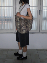 Leopard shoulder bag