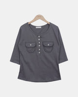 Naan Two-Pocket 7-Sleeve T-Shirt