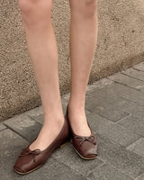 Atoni Flat Shoes