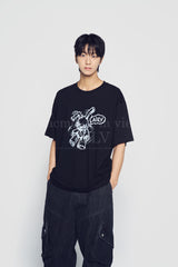 24FWハンドスケッチラビットショートスリーブTシャツブラック