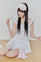 ペタルラッフルドレス white