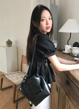 バンハナブラウス