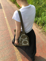 ムーブVネックTシャツ
