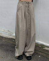 Stripe strap slacks
