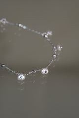 FLOATING PEARL BRACELET