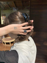 Black ethnic hair claw