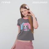 Riverstone Plus × Ximen Juanerコラボウィメンズ ガール グラフィック プリント Tシャツ ショートスリーブ カジュアル トップ