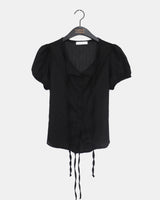 Fle strap punching puff blouse